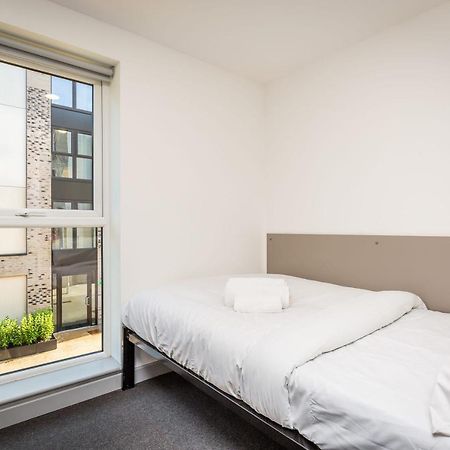 Ensuite Room With Shared Kitchen, Close To Centreリンカーン エクステリア 写真