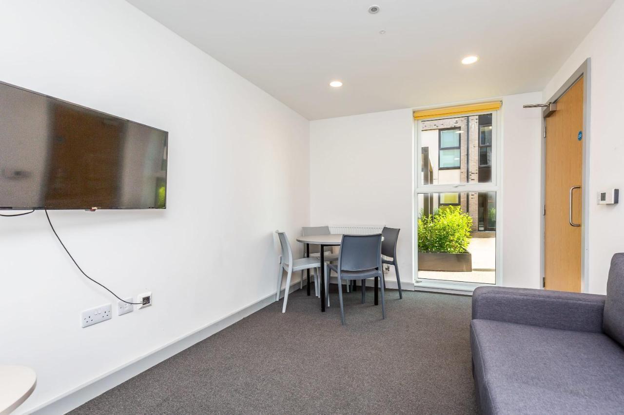 Ensuite Room With Shared Kitchen, Close To Centreリンカーン エクステリア 写真